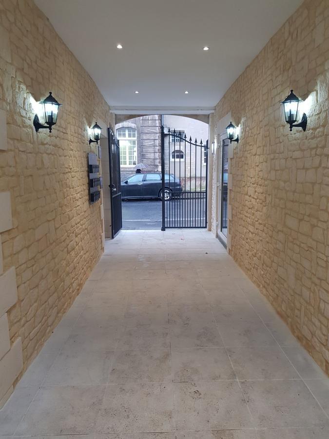 Hôtel Le Saint Patrice Bayeux Exterior foto